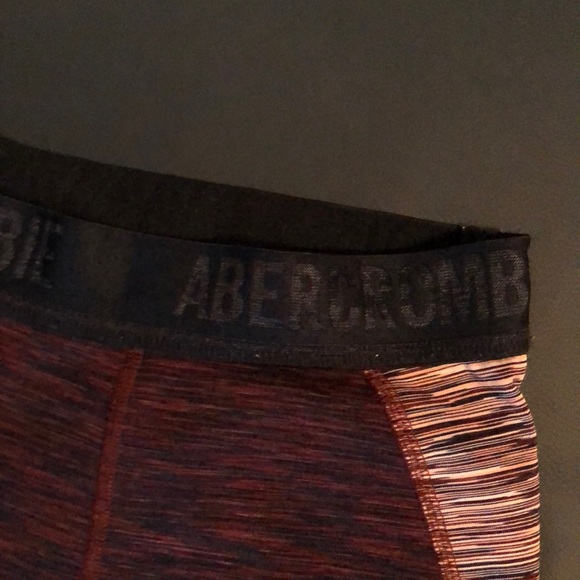 👀🥳 4/$20 Abercrombie leggings - Picture 3 of 3